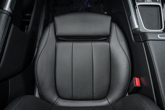 Certified 2024 Mercedes-Benz GLB 250 4MATIC w/ Winter Heating Package image 31