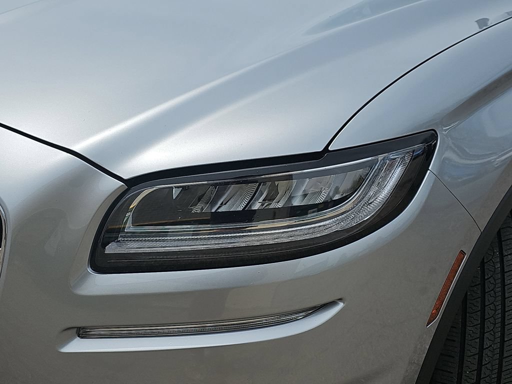 Used 2021 Lincoln Nautilus AWD w/ Equipment Group 101A image 37