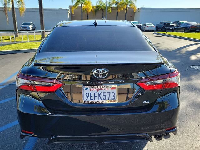 Used 2023 Toyota Camry SE image 19
