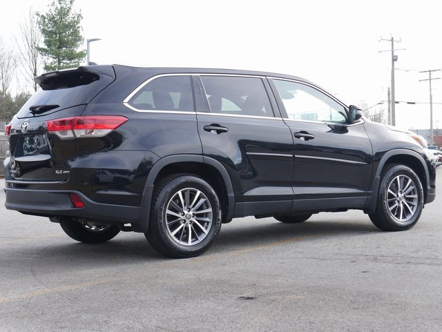 Used 2019 Toyota Highlander XLE image 6