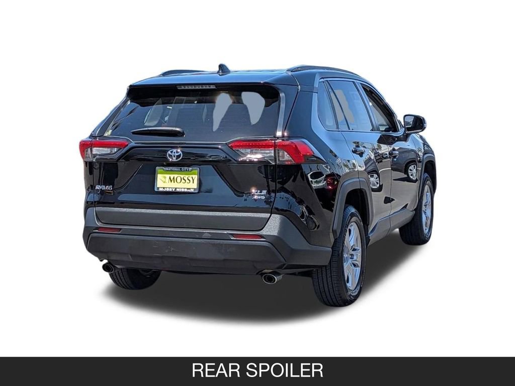 Used 2024 Toyota RAV4 XLE AWD/4WD image 8