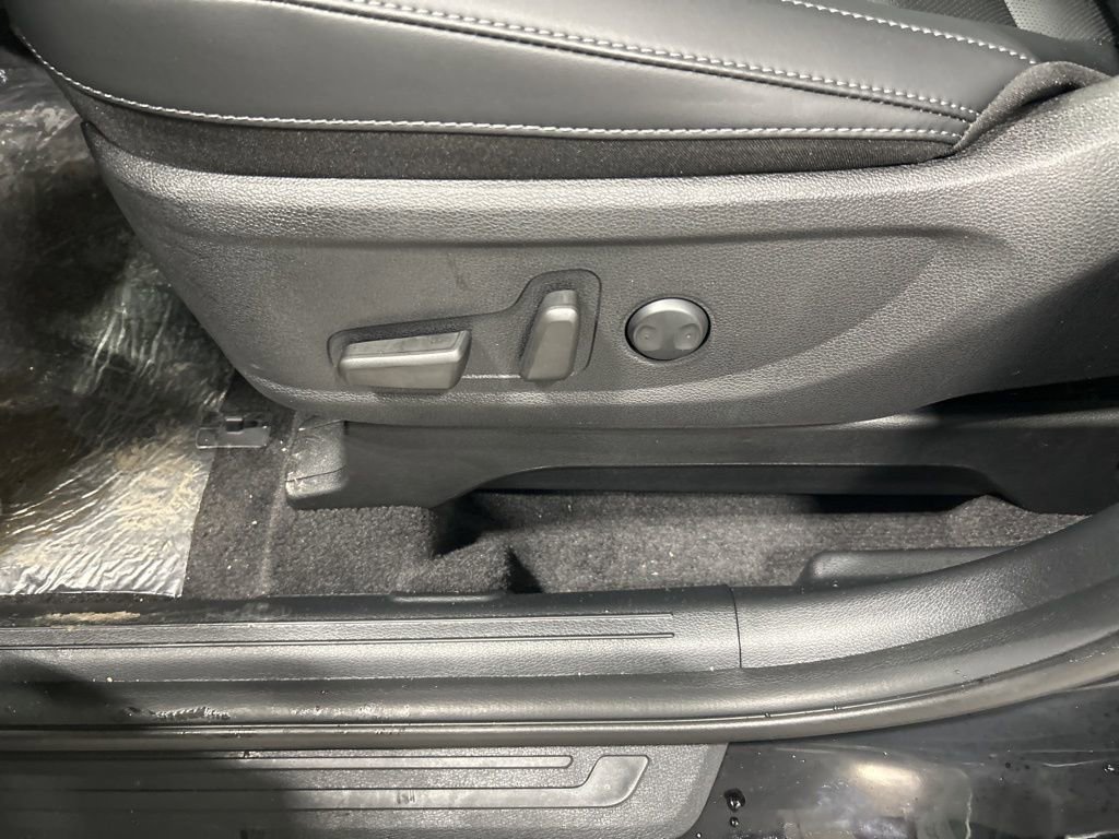 New 2025 Kia Telluride S image 9