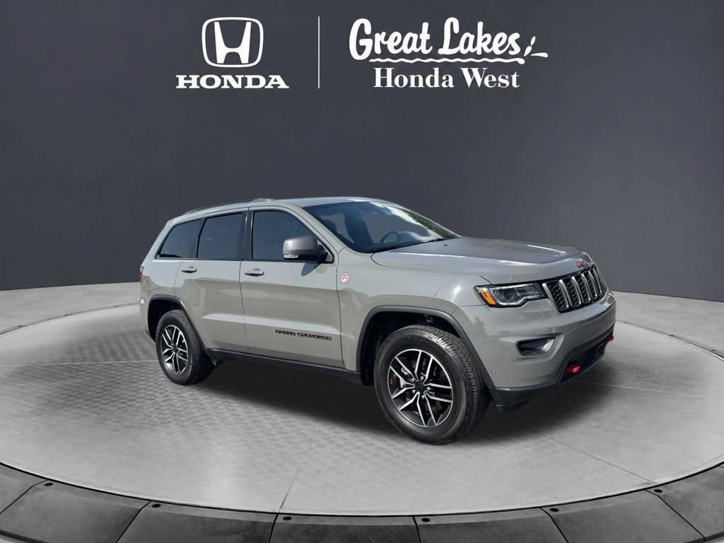 Used 2021 Jeep Grand Cherokee Trailhawk w/ Trailhawk Luxury Group AWD/4WD image 6