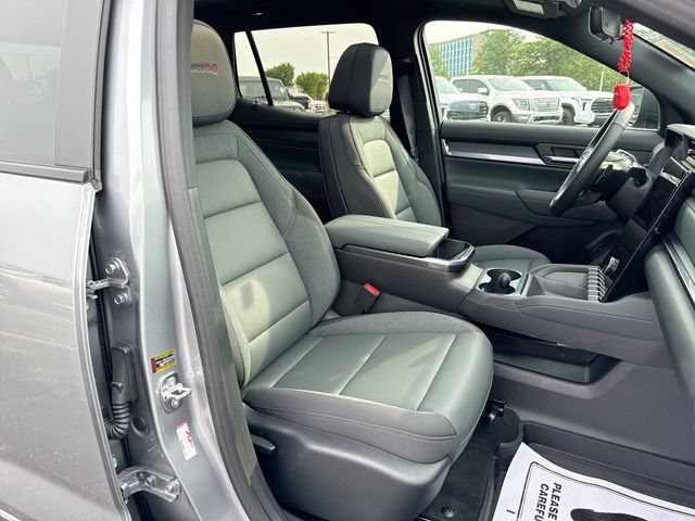 Used 2026 GMC Terrain AT4 w/ Technology Package II AWD/4WD image 25