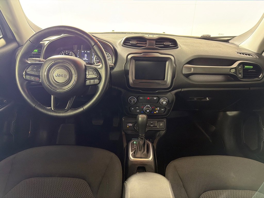 Used 2018 Jeep Renegade Altitude image 22