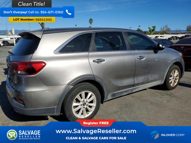 Used 2019 Kia Sorento L image 4