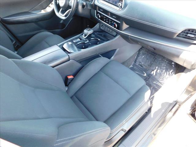 Used 2024 Nissan Rogue S FWD image 28