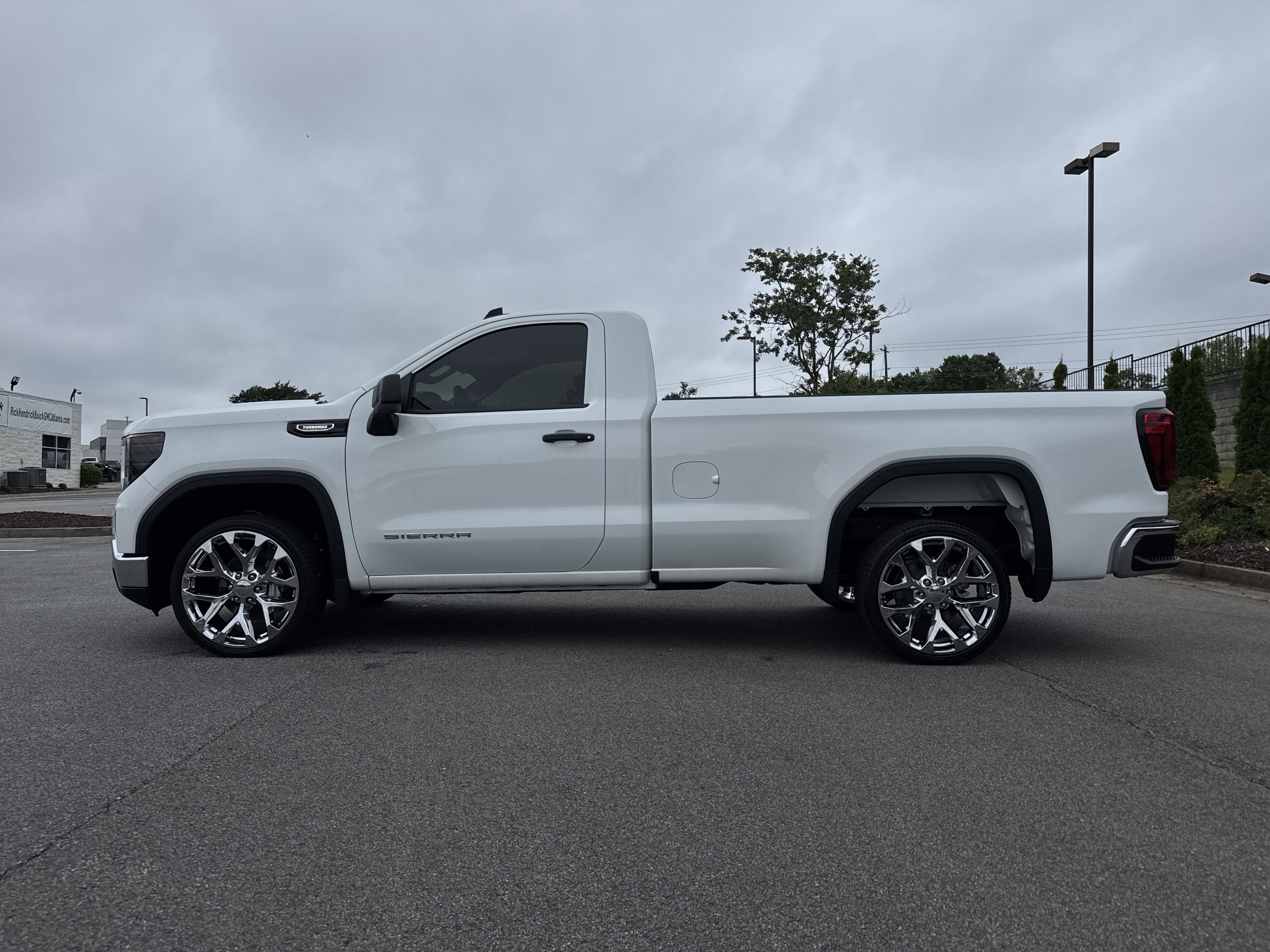 Used 2025 GMC Sierra 1500 Pro w/ Convenience Package RWD image 7