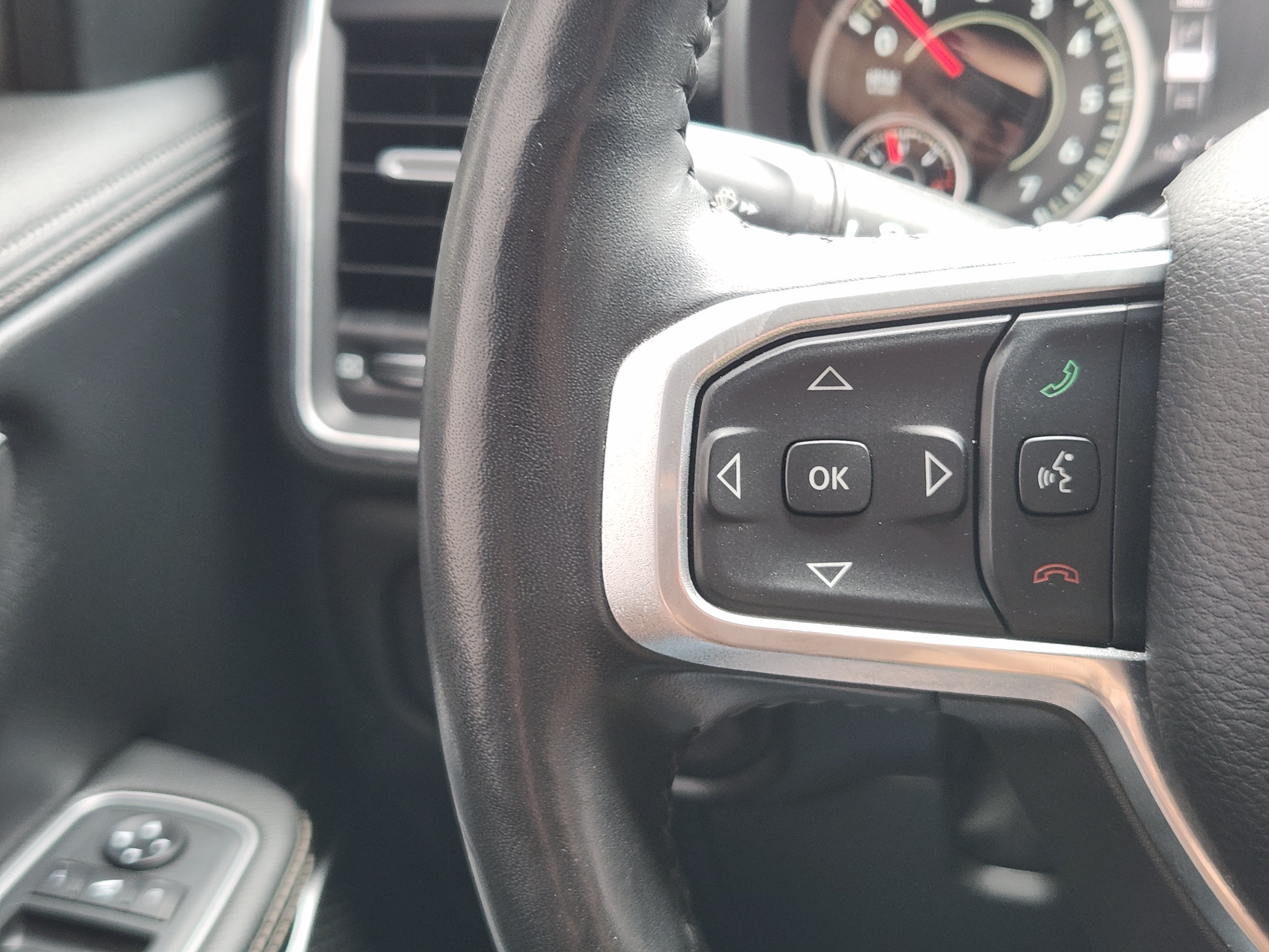 Used 2021 RAM 1500 Laramie w/ Laramie Southwest Edition AWD/4WD image 30
