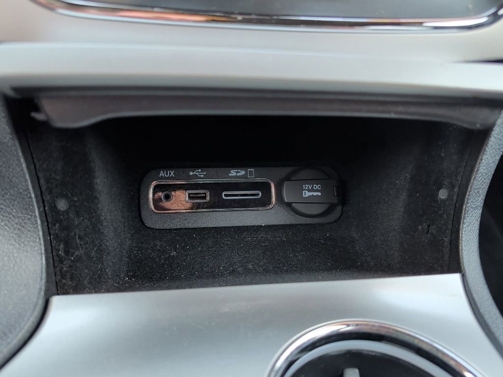 Used 2015 Jeep Grand Cherokee Altitude AWD/4WD image 18
