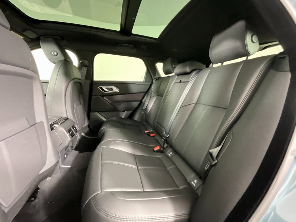 New 2026 Land Rover Range Rover Velar Dynamic SE image 5
