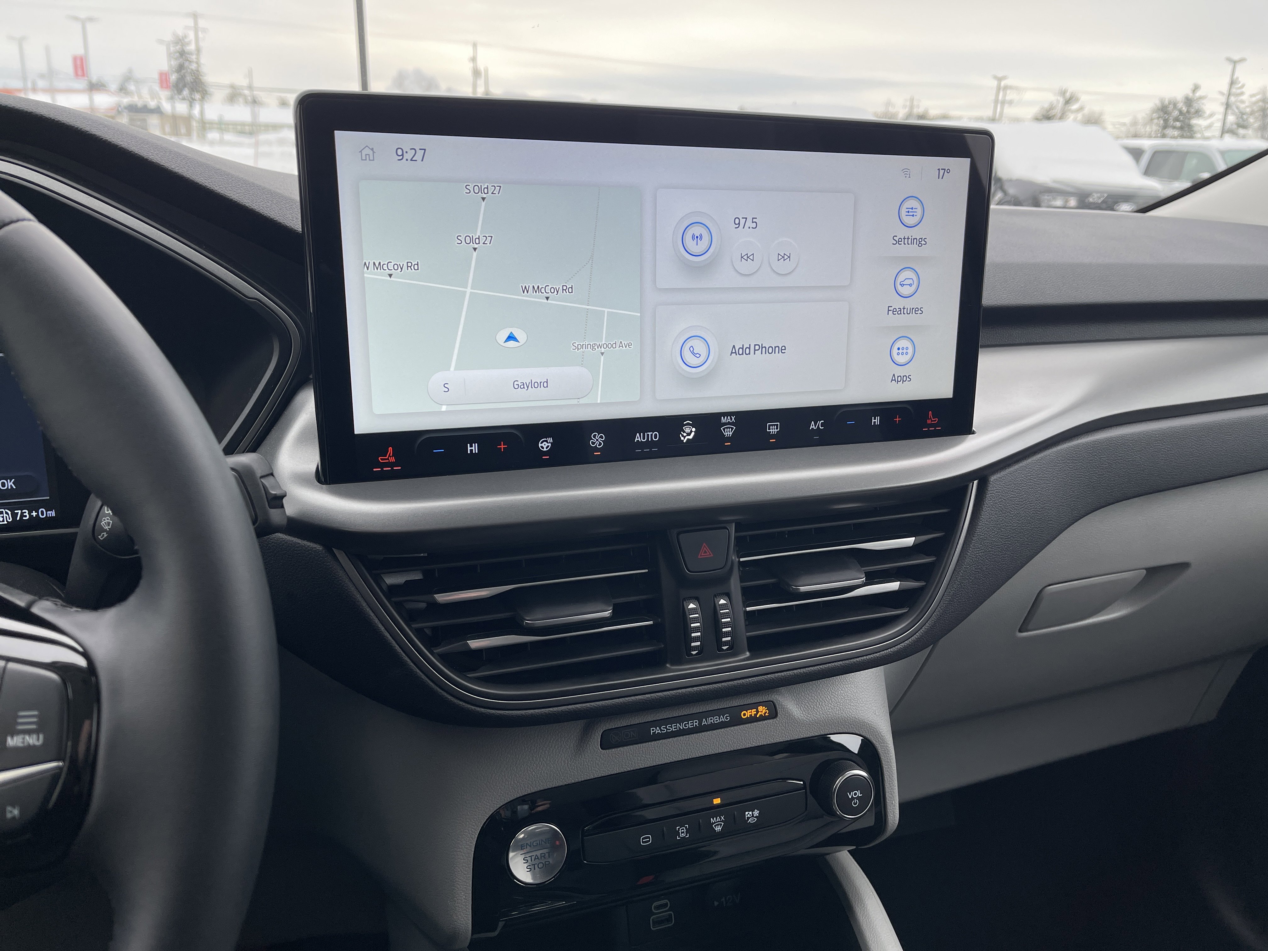 Used 2024 Ford Escape SE image 16