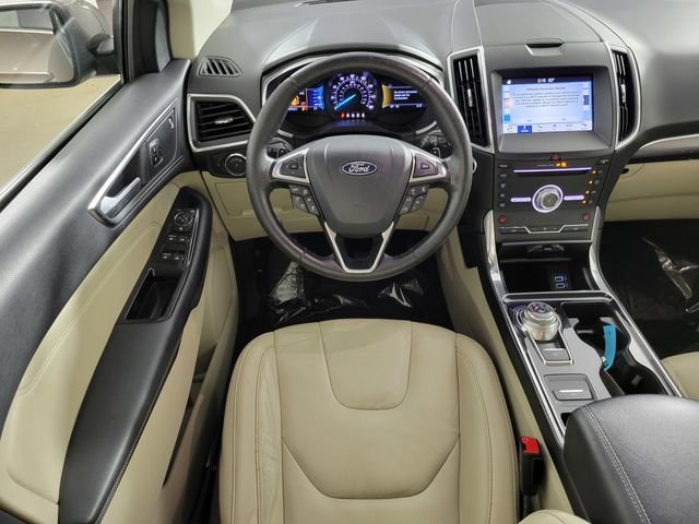 Used 2019 Ford Edge Titanium w/ Cold Weather Package AWD/4WD image 25