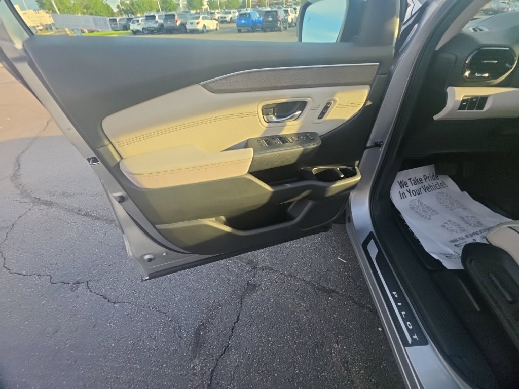 Certified 2026 Honda Pilot Elite image 13