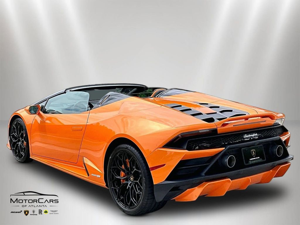Used 2023 Lamborghini Huracan EVO RWD image 11