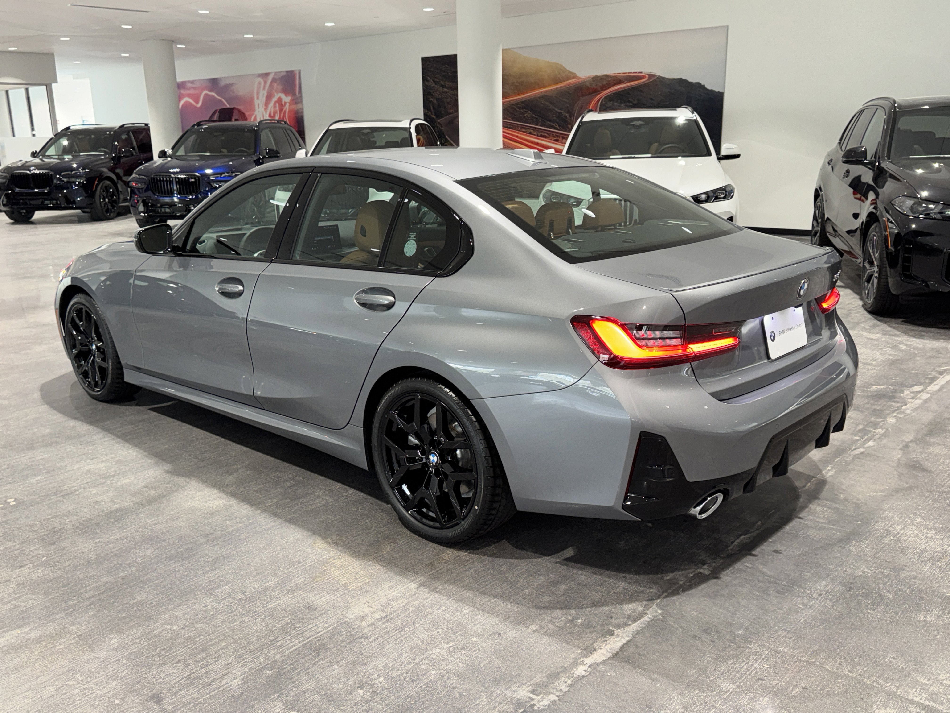 New 2026 BMW 330i Sedan w/ M Sport Package image 5