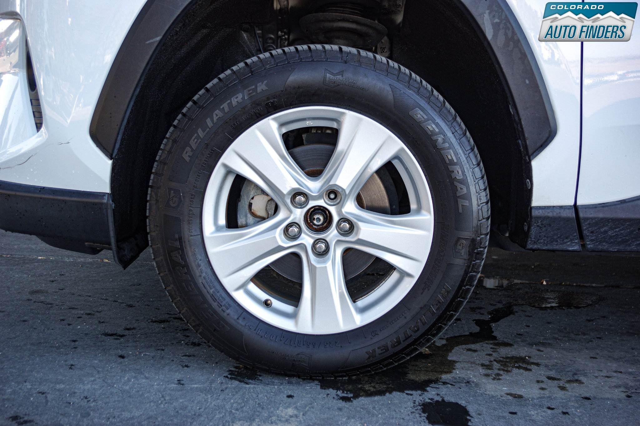 Used 2020 Toyota RAV4 XLE image 26