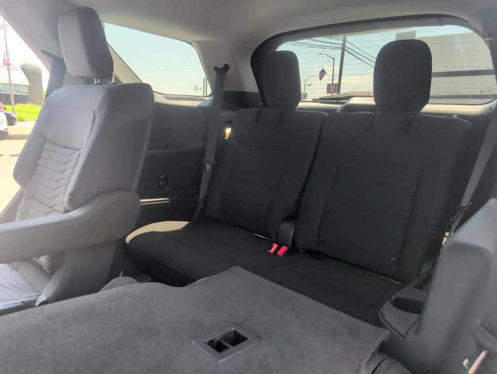 Used 2020 Ford Explorer XLT AWD/4WD image 14