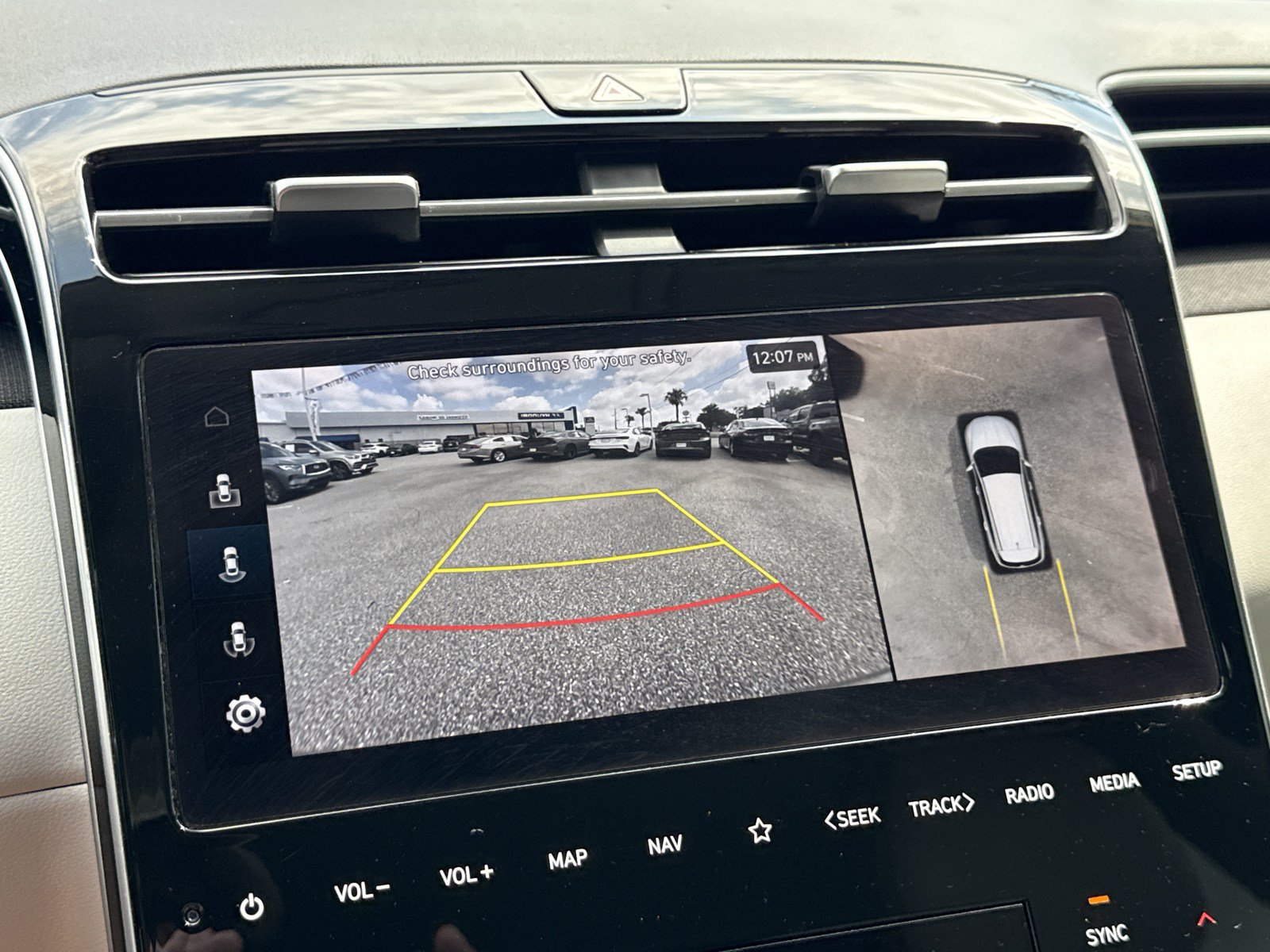 Certified 2024 Hyundai Tucson Limited FWD image 28