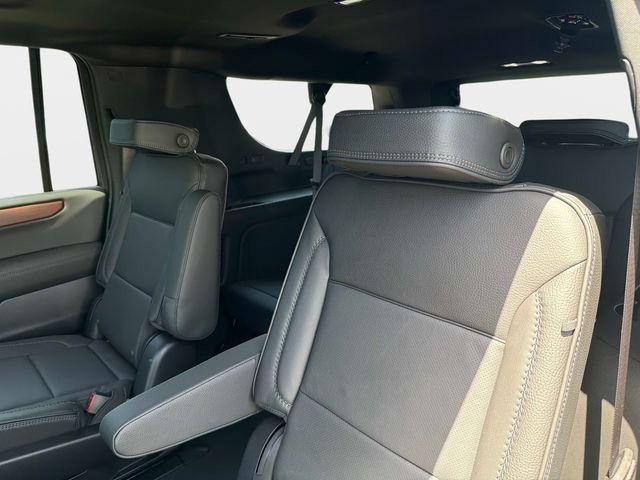 New 2026 GMC Yukon XL Denali w/ Denali Reserve Package AWD/4WD image 12