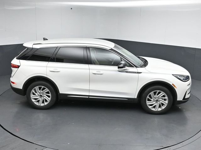 Used 2023 Lincoln Corsair AWD image 47