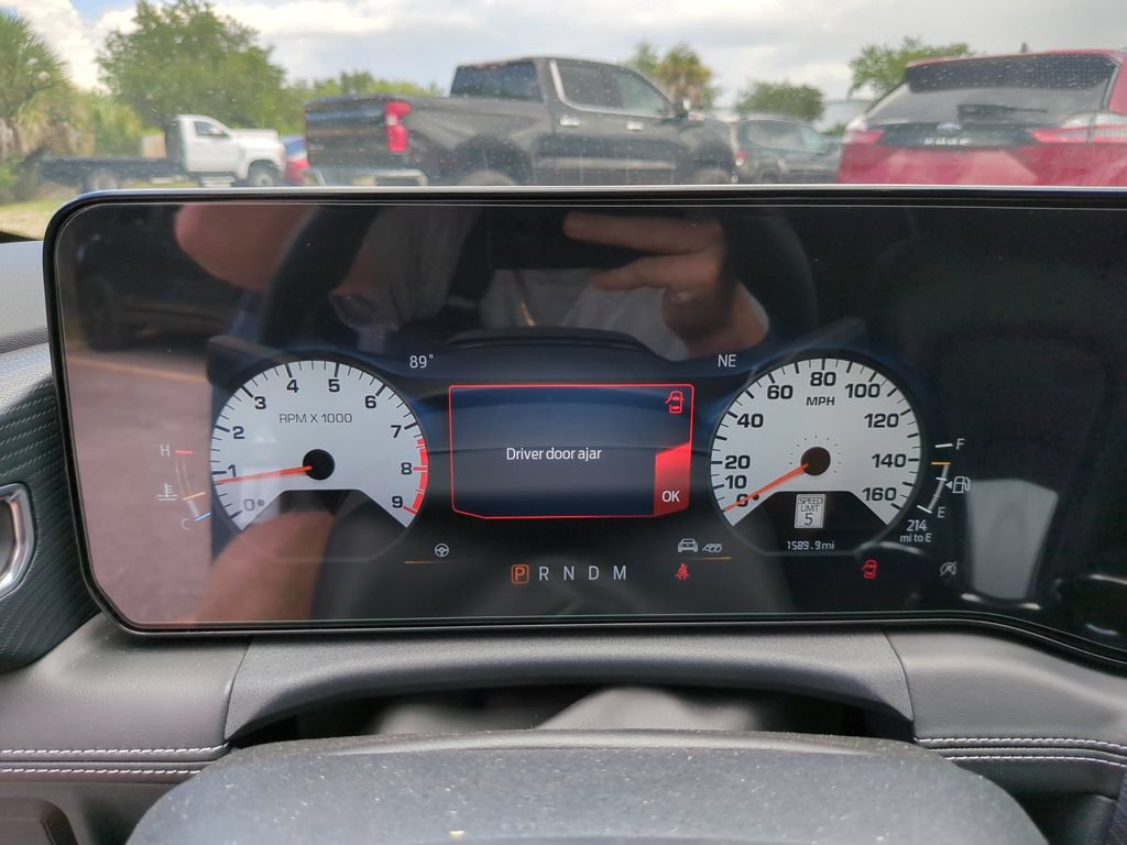 Used 2025 Ford Mustang GT Premium RWD image 34