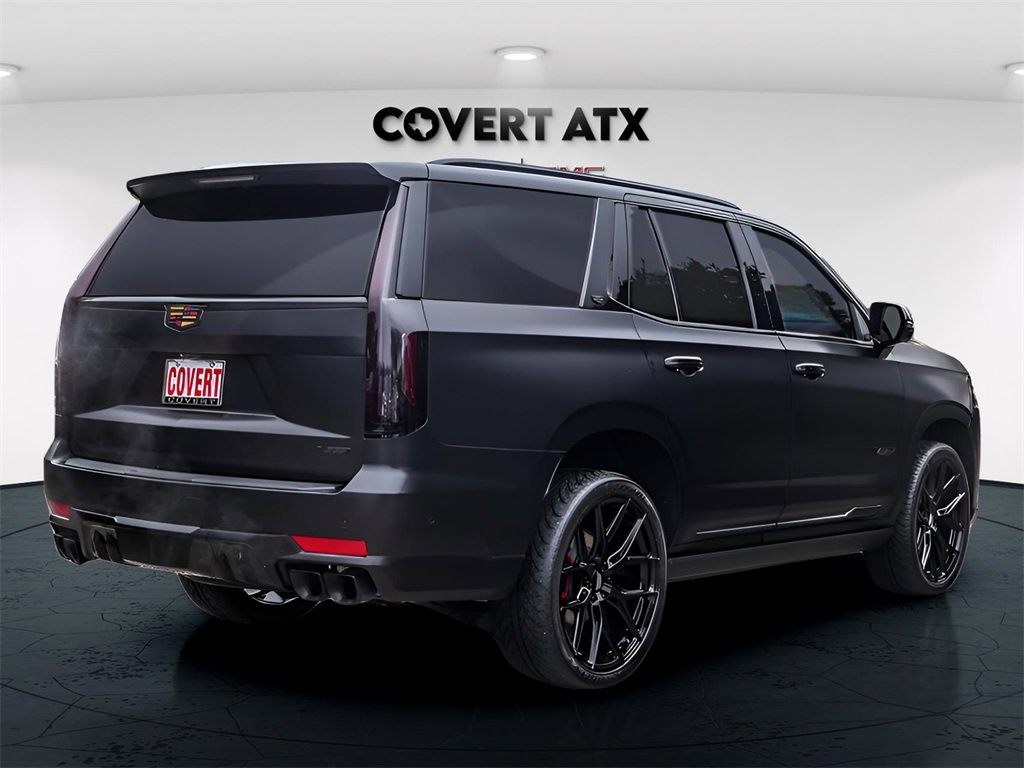 Used 2023 Cadillac Escalade V w/ LPO, ONYX Package image 7