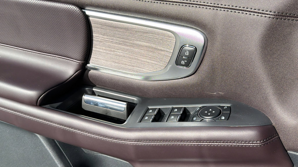 New 2025 Ford Expedition Platinum w/ Platinum Ultimate Package AWD/4WD image 22