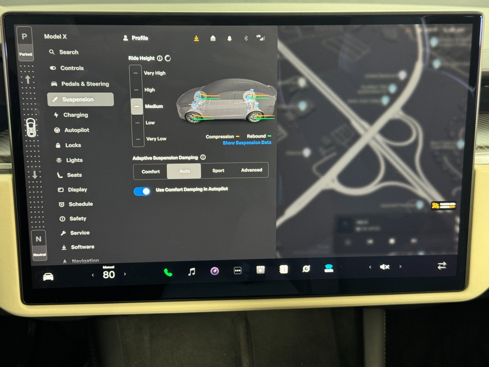 Used 2022 Tesla Model X Plaid image 27