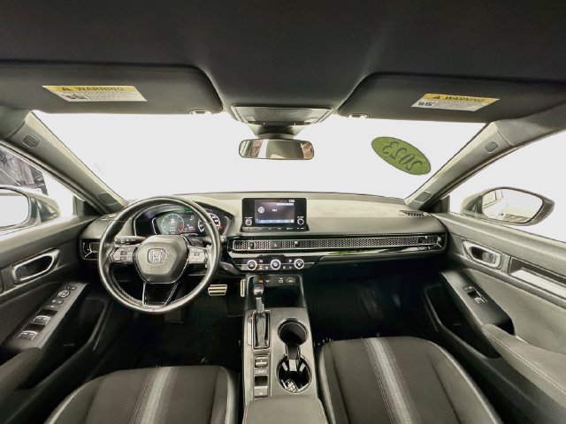 Used 2023 Honda Civic Sport image 3