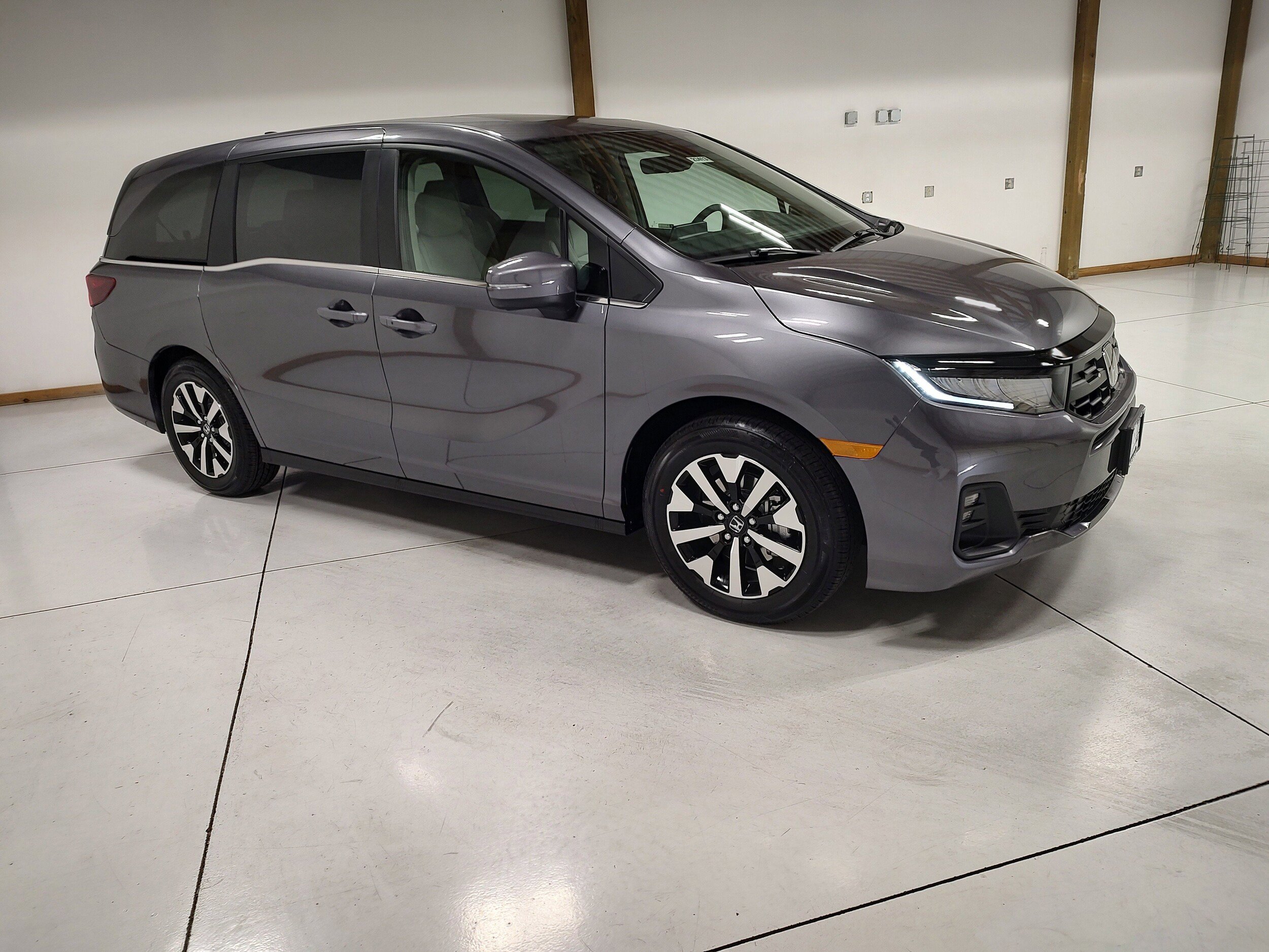 New 2026 Honda Odyssey EX-L image 2
