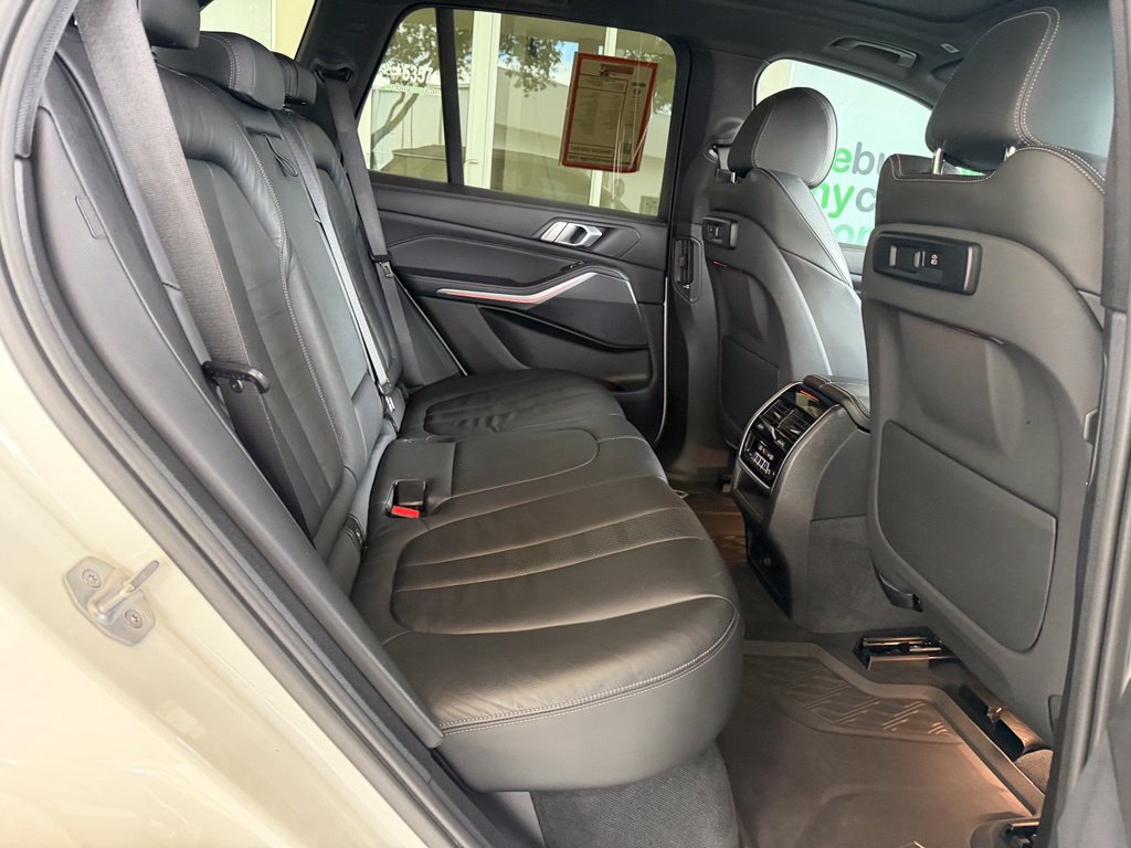 Used 2019 BMW X5 xDrive40i w/ Convenience Package AWD/4WD image 31