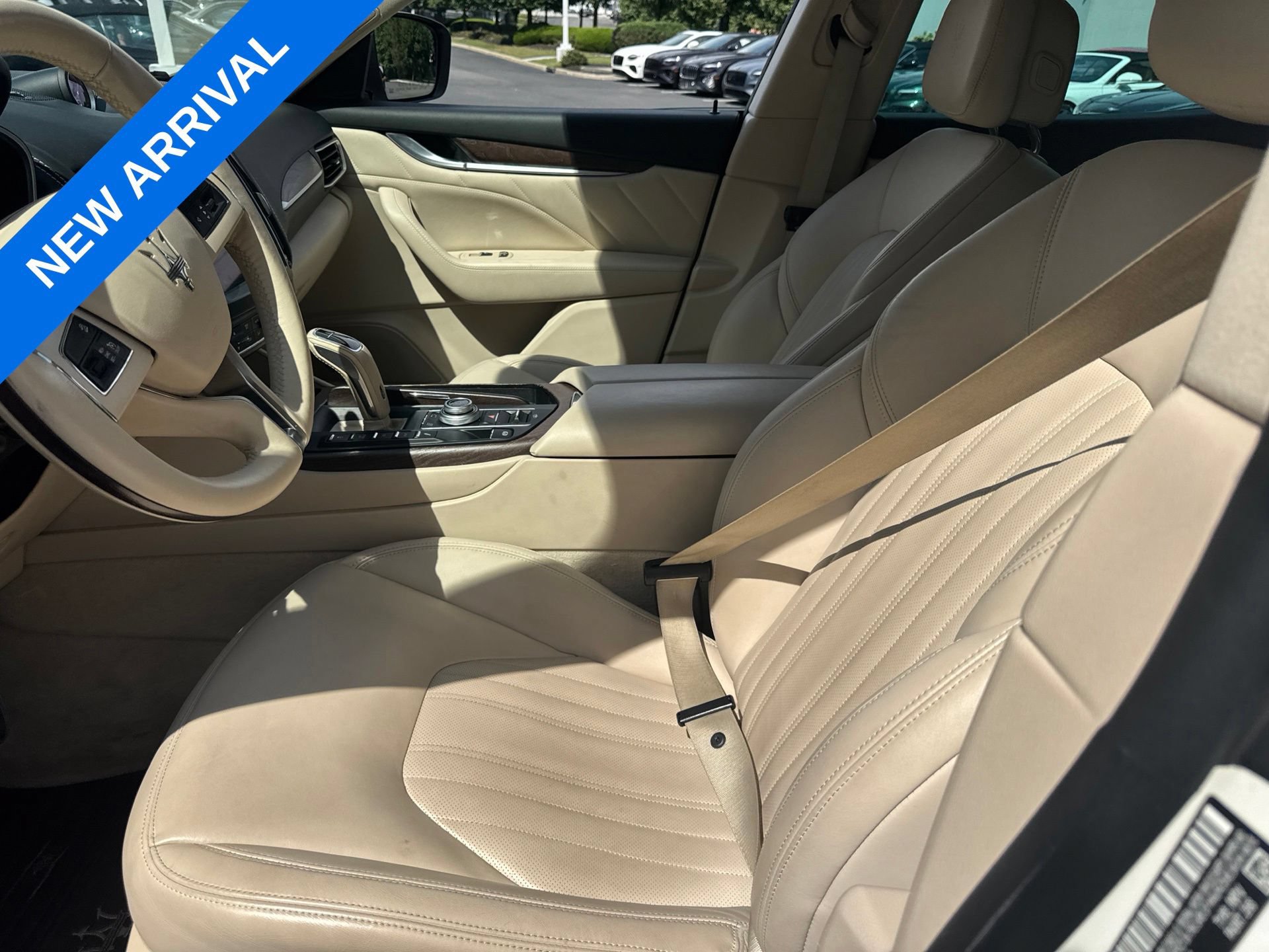 Used 2020 Maserati Levante S AWD/4WD image 6
