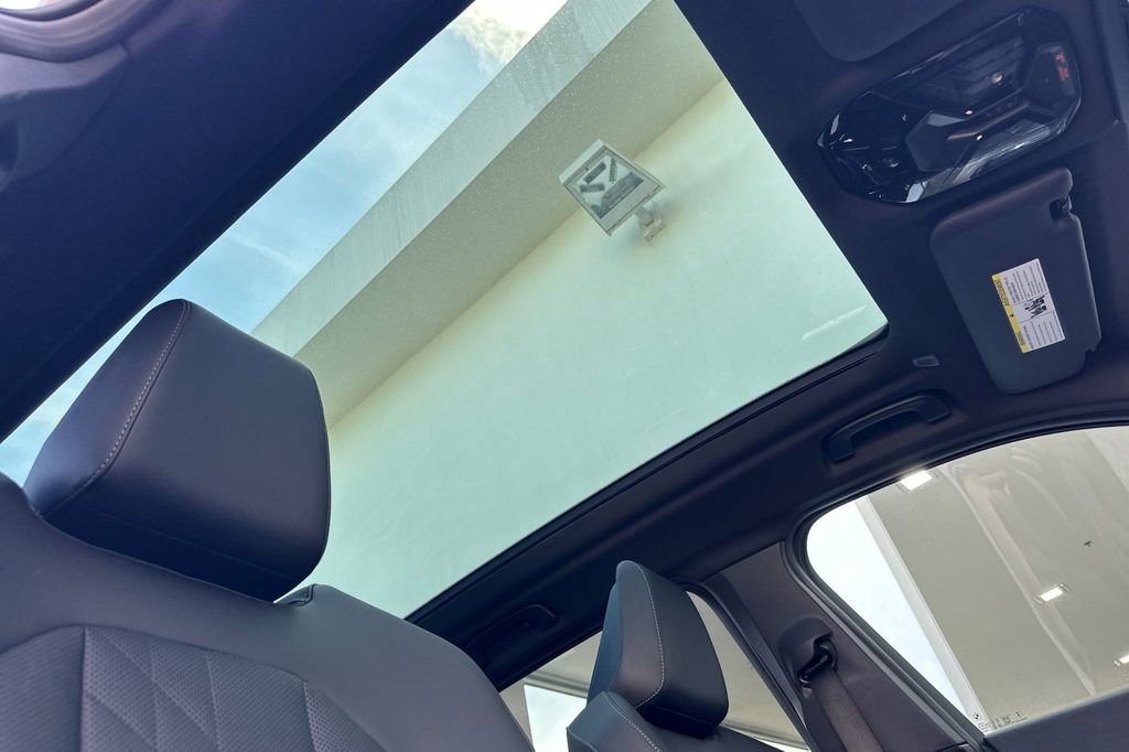 Used 2025 BMW X3 xDrive30i image 18