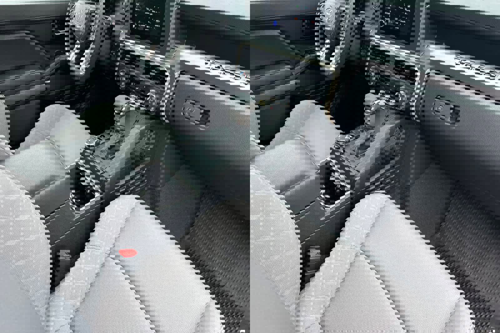 Used 2025 Toyota Tacoma SR5 w/ SR5 Upgrade Package image 14