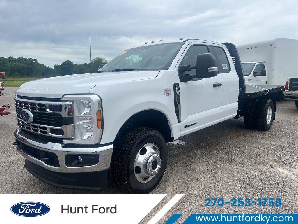 New 2025 Ford F350 XL w/ XL Chrome Package