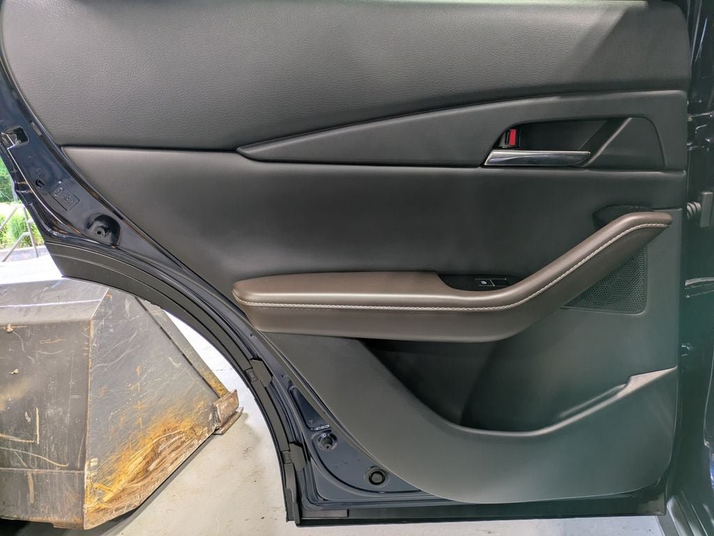 Used 2025 MAZDA CX-30 AWD 2.5 S w/ Premium Package image 24