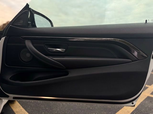 Used 2019 BMW M4 Convertible w/ Competition Package image 18