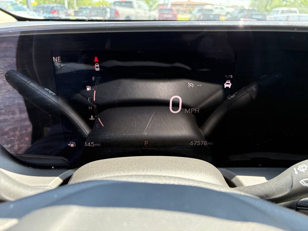 Used 2024 Buick Encore GX Sport Touring AWD/4WD image 18