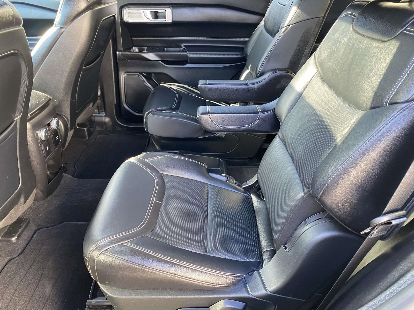 Used 2020 Ford Explorer ST w/ Premium Technology Package image 12