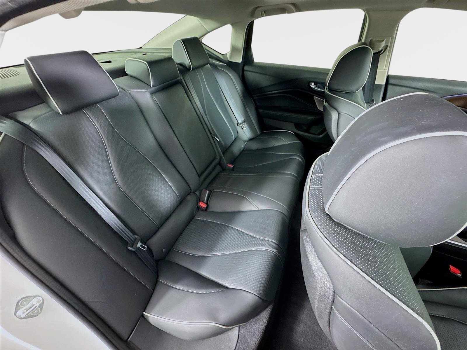 Used 2021 Acura TLX w/ Advance Package FWD image 29