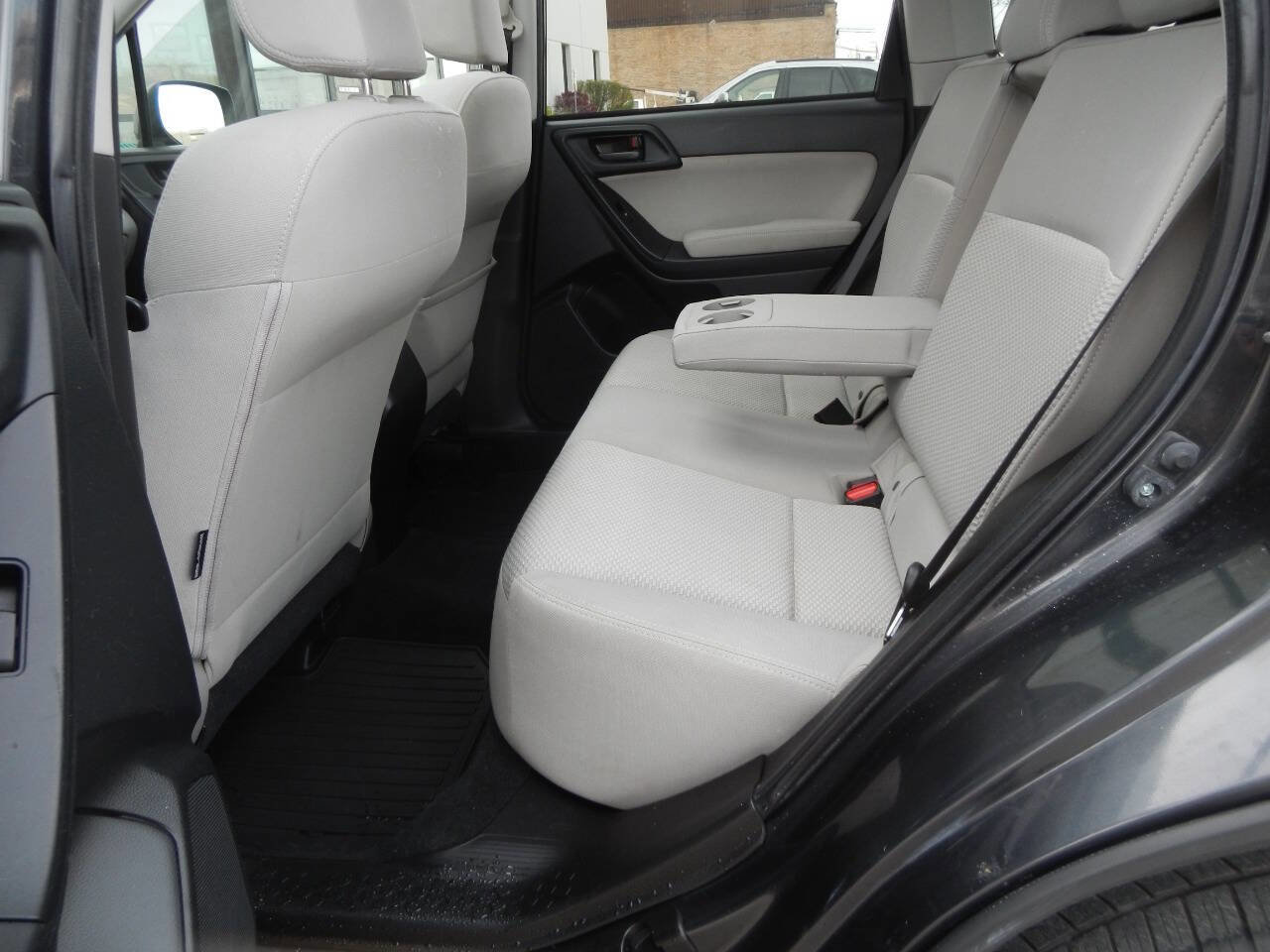 Used 2015 Subaru Forester 2.5i Premium w/ All-Weather Package AWD/4WD image 30