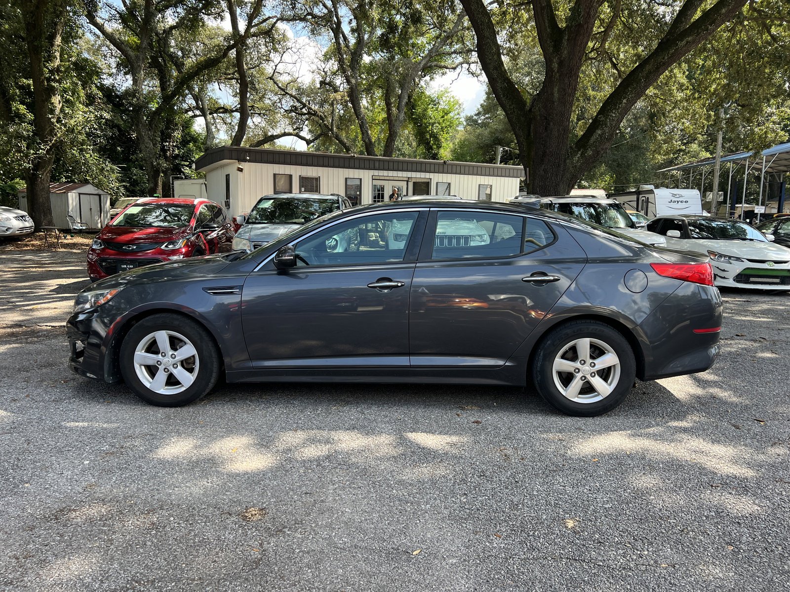 Used 2015 Kia Optima LX image 2