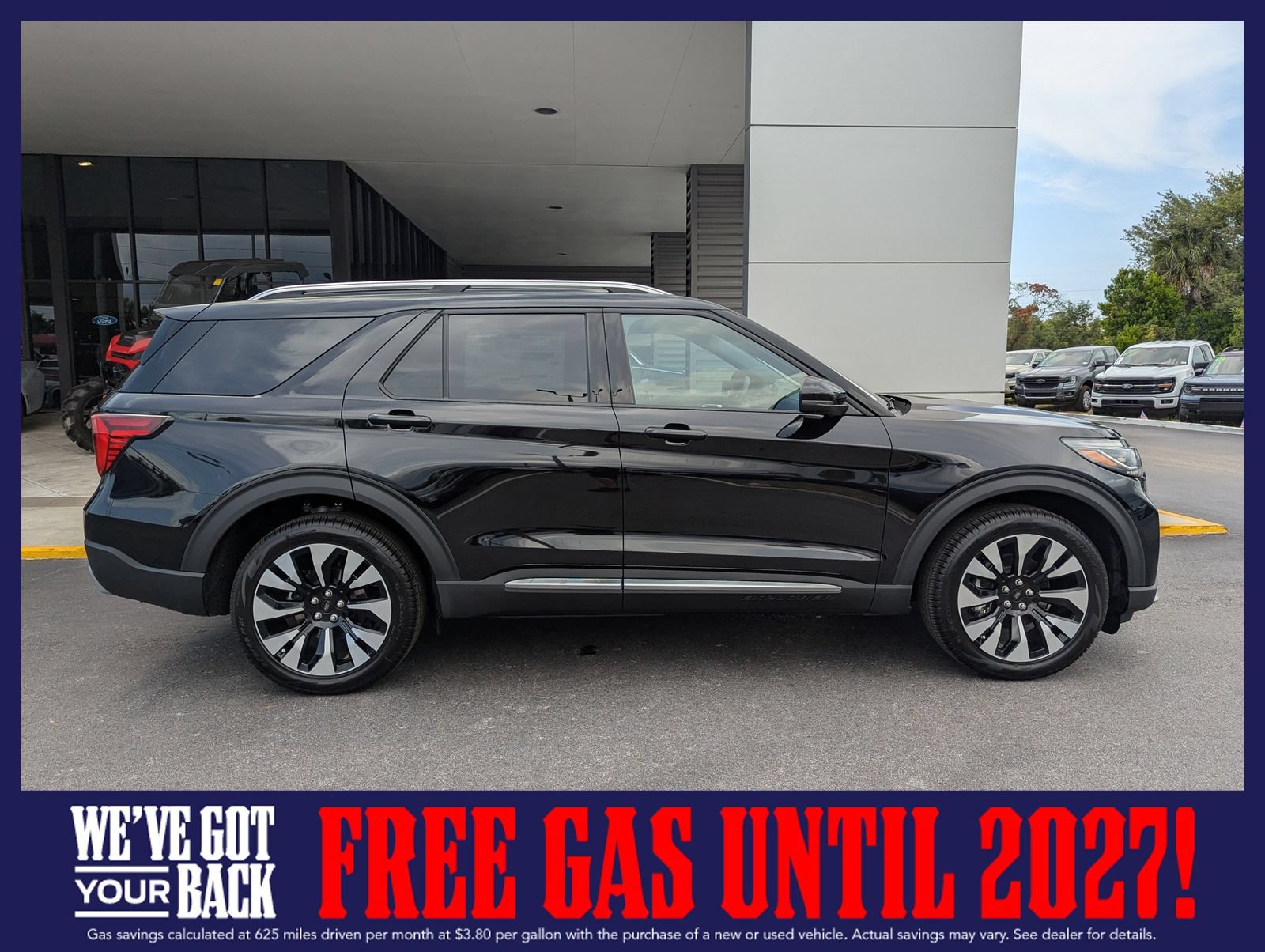New 2026 Ford Explorer Platinum w/ LUX Leather Package AWD/4WD image 3