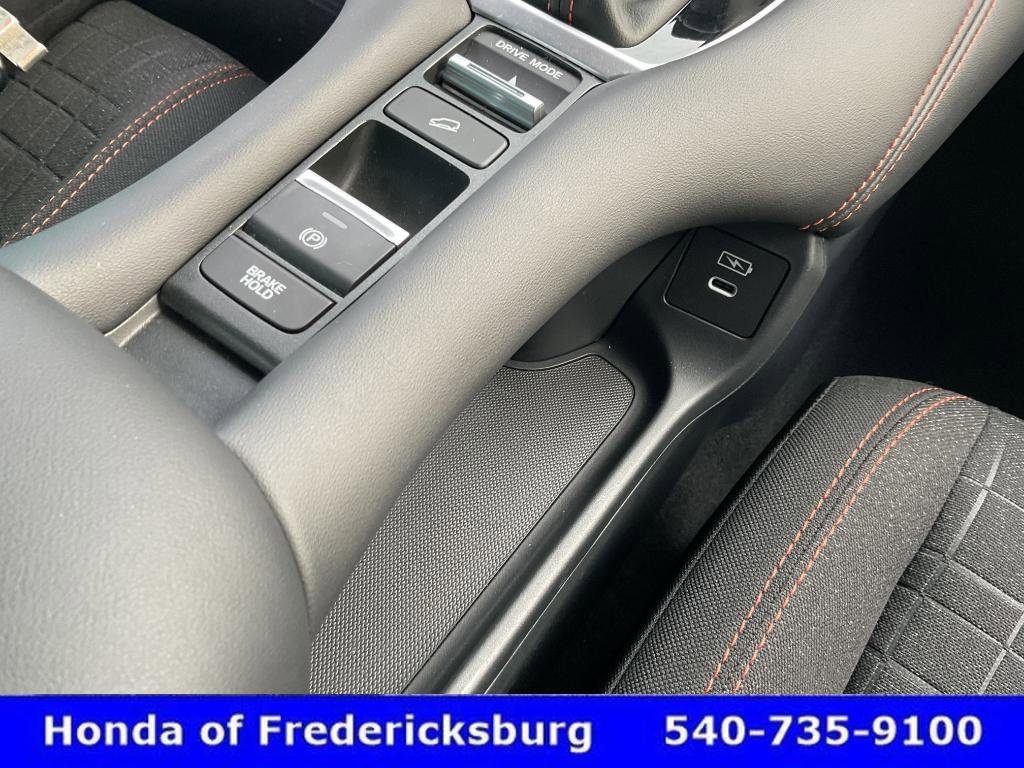Used 2025 Honda HR-V Sport image 39