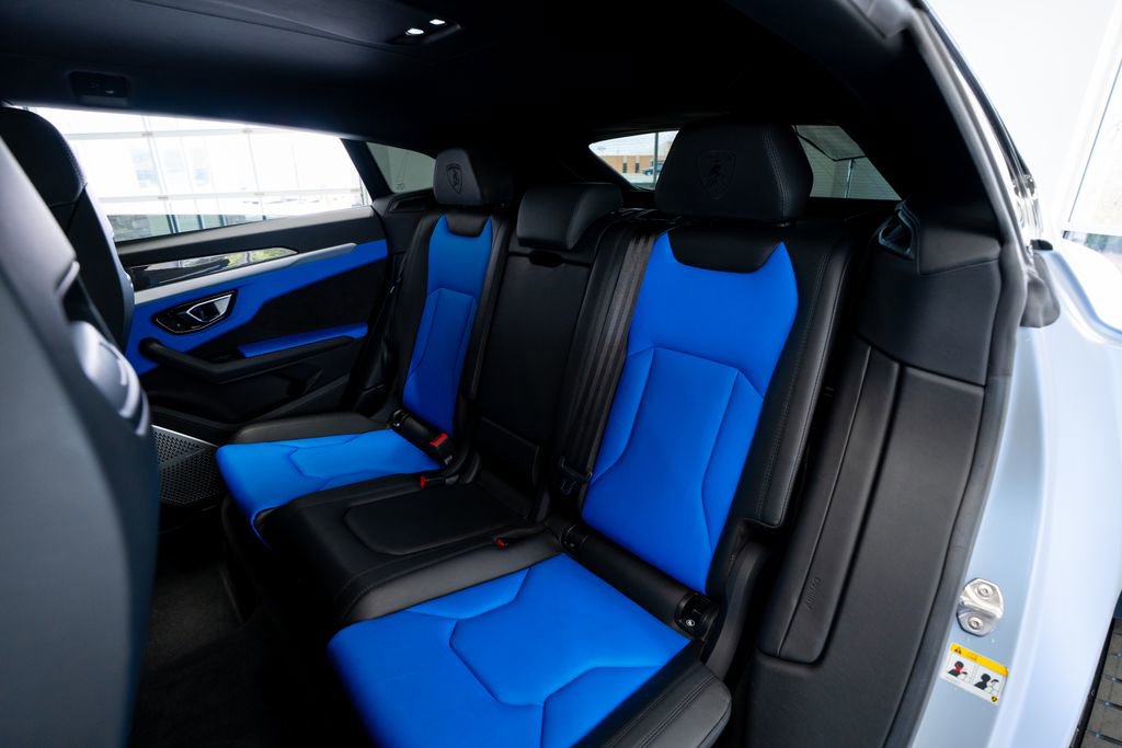 Used 2022 Lamborghini Urus image 62