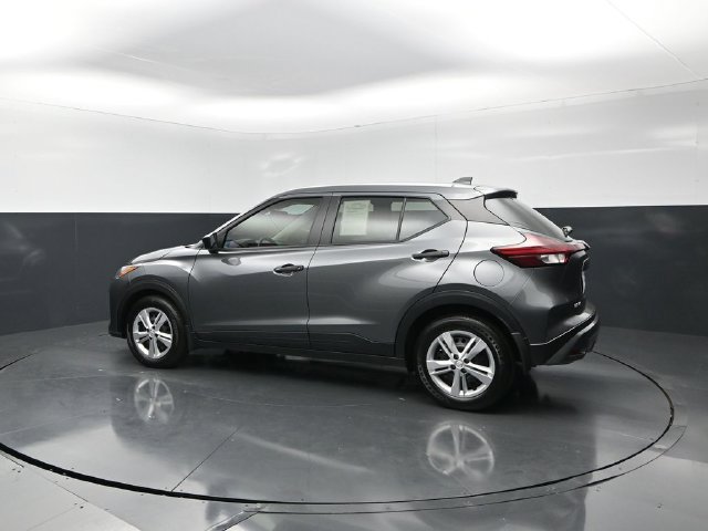 Certified 2025 Nissan Kicks Play S FWD image 2