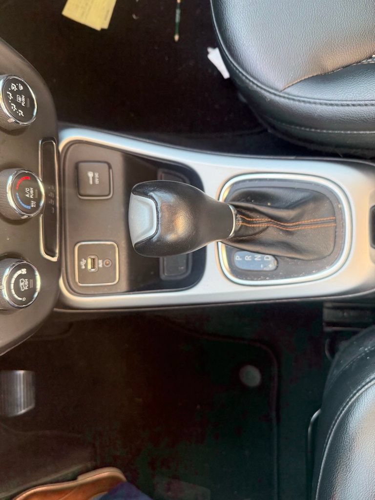 Used 2018 Jeep Compass Latitude FWD image 8