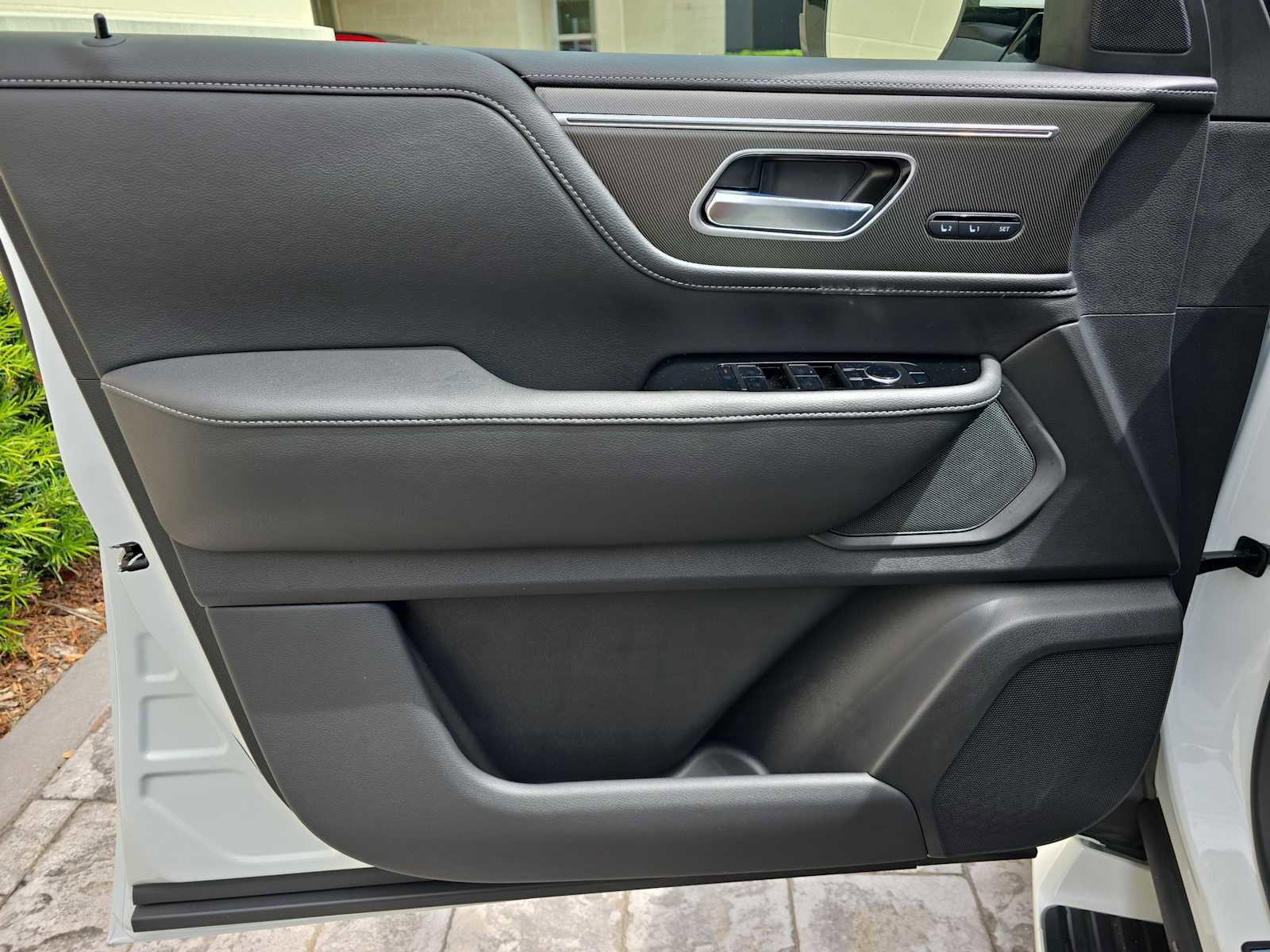 New 2026 INFINITI QX80 Pure w/ Cargo Package image 15