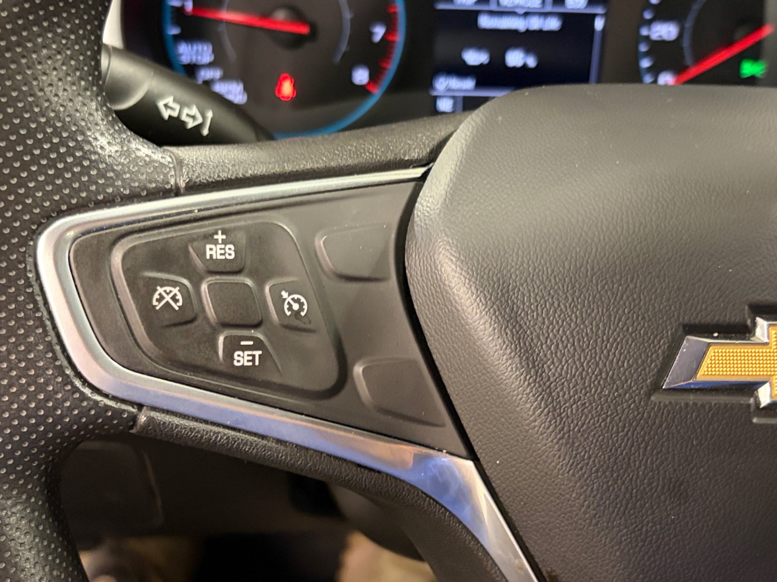 Used 2022 Chevrolet Malibu LT FWD image 18